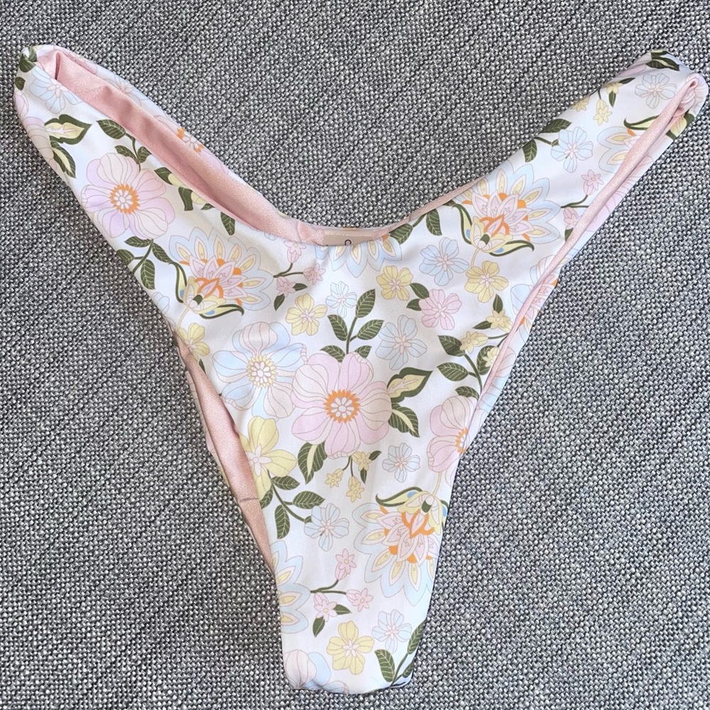 Capittana bikini bottom S